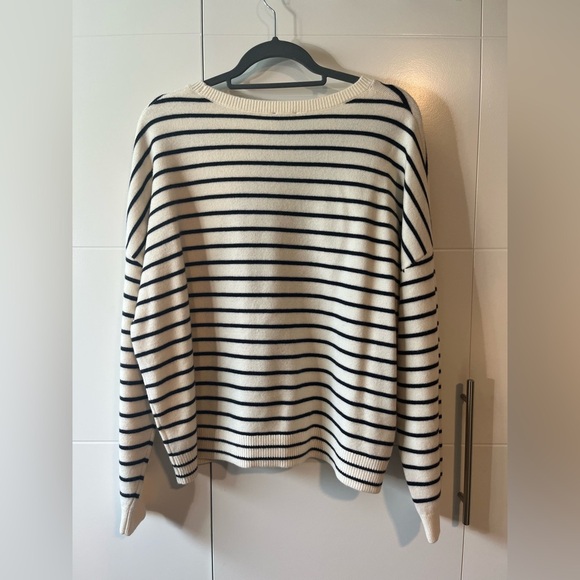 Express Striped Paris Sweater XL - Picture 3 of 12